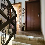 ελενα Daire *