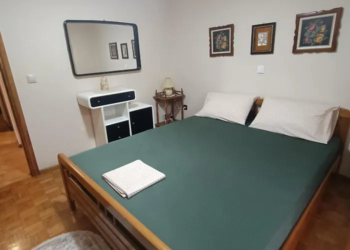 ελενα