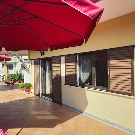 ελενα Apartmán