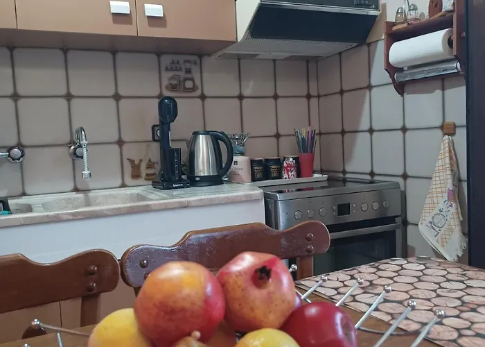 ελενα Apartament *