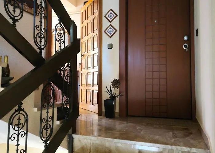 ελενα Apartament *